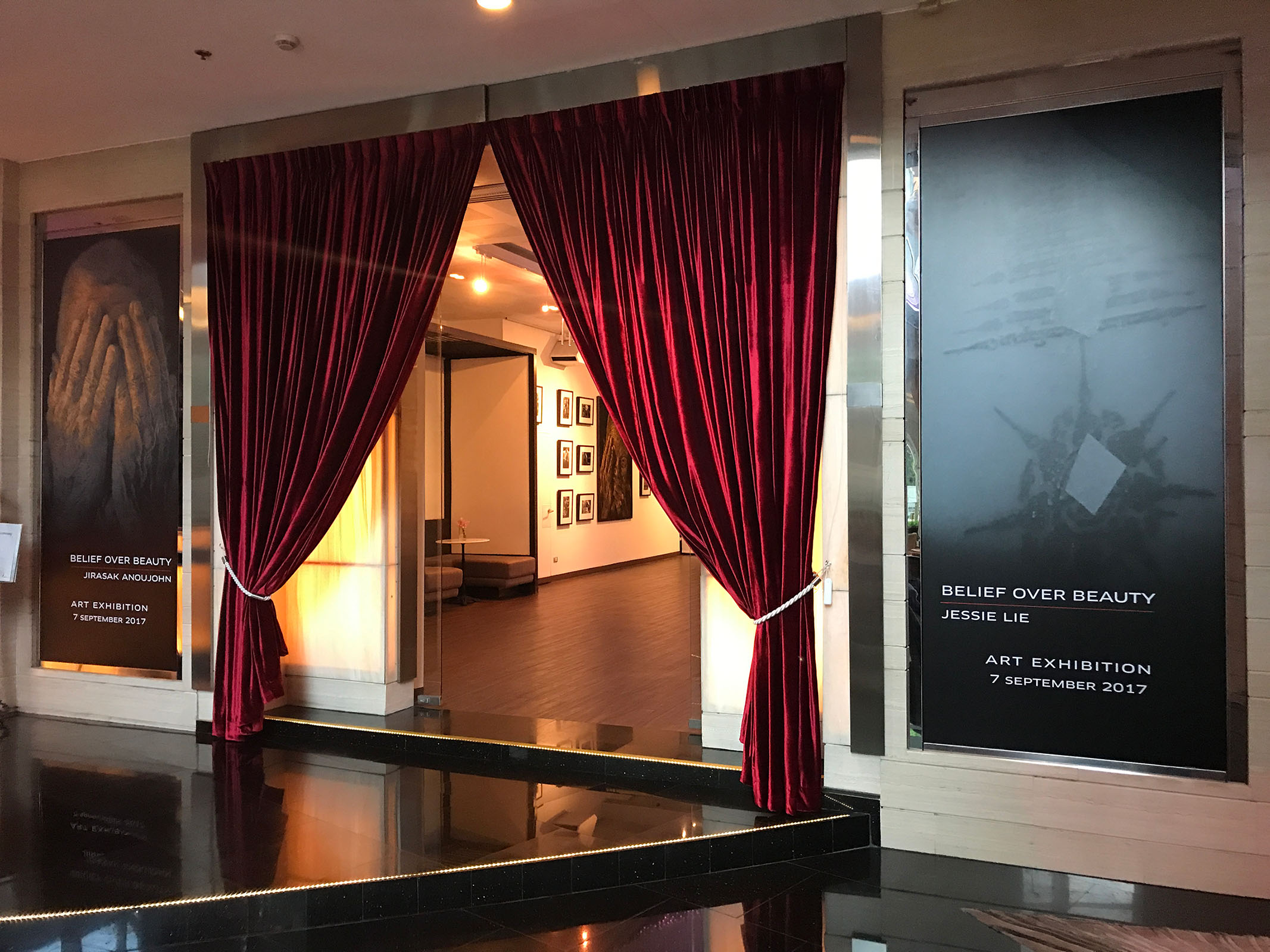 Descriptive alt text